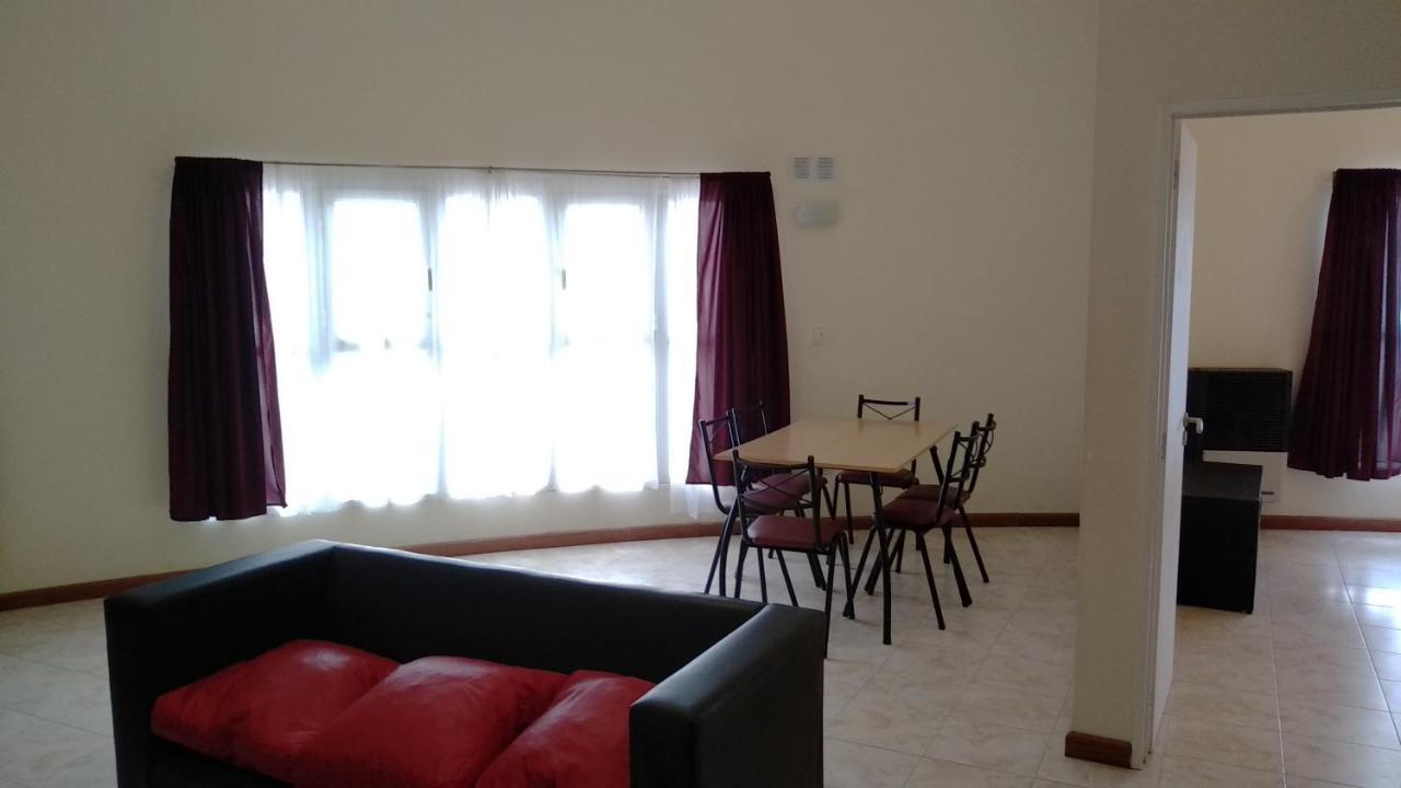 Diez Aparthotel Puerto Madryn Exterior foto